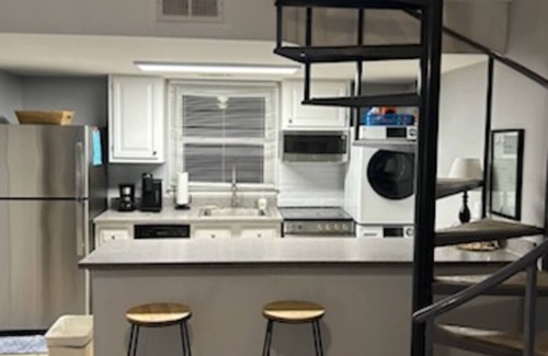 Auburn Condo | Auburn GameDay Closest to Campus