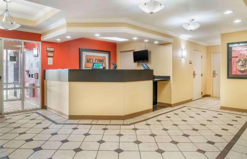 Auburn Hills Hotel | Auburn Hills Extended Stay Inn