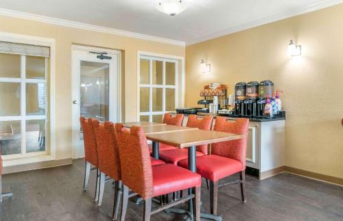 Auburn Hills Hotel | Auburn Hills Extended Stay Inn