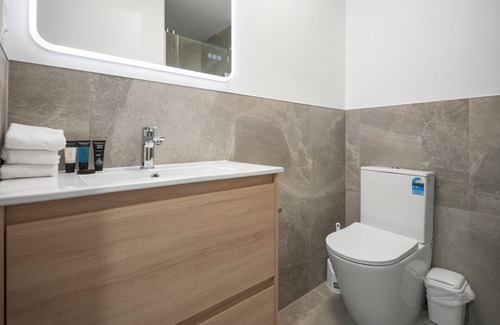 Mangere Hotel | Auckland Airport Easy Hotel