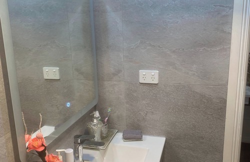 Manurewa Apartment | Auckland serenity 1: one bedroom apartment in superb Auckland with WiFi