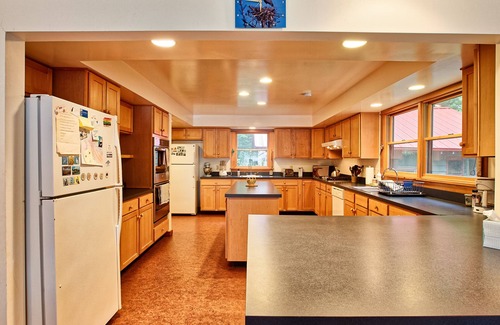 Saranac Lake House | Audubon House on Upper Saranac Lake- Perfect Lakeside Retreat!