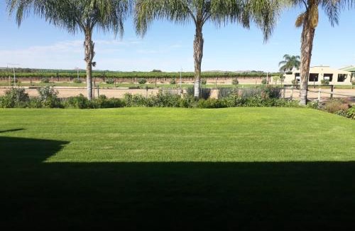 Augrabies Hotel | Augrabies De Oude Stoor Guesthouse
