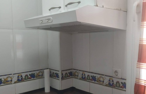 San Diego Apartment | August offer! 2 bedroom apartment, centrally located, connected to subway, bus and train.