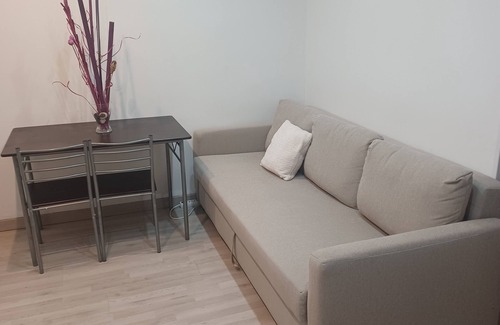 San Diego Apartment | August offer! 2 bedroom apartment, centrally located, connected to subway, bus and train.
