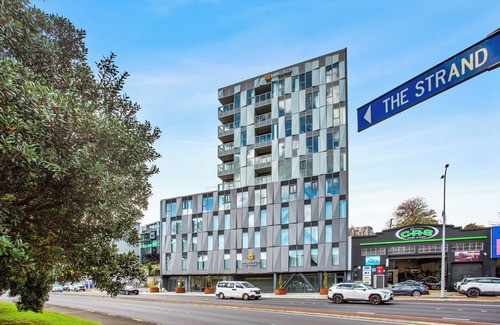Parnell Apartment | Augustus Haven Apartment with Parking