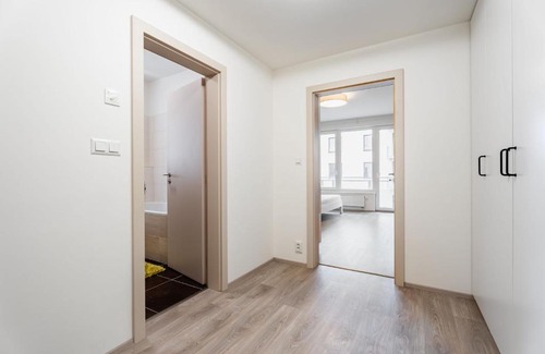Prague 9 Apartment | AuriApartments Libeň nový byt 1kk s garáží