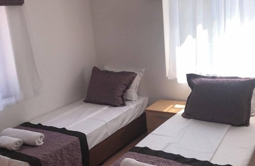 Saints Constantine and Helena House | Aurora Guest House