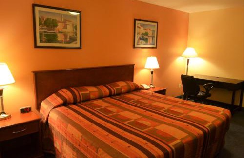 Dawson Creek Hotel | Aurora Park Inn & Suites