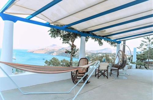 Leros House | AURORA RETREAT LEROS