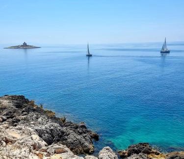 Krizni rat Apartment | Aurora - ZF Hvar