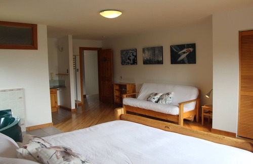 Clearwater County Bed & Breakfast | Aurum Lodge