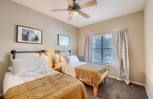 West Campus Apartment | Austin 4BR Townhome + Walk to West Campus