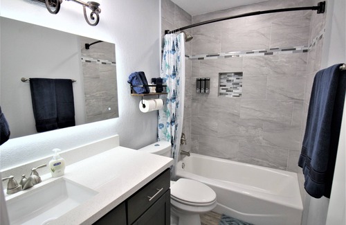 Manchaca House | 💦Austin Abode - 4 Bedrooms | Pool | Sleeps 11