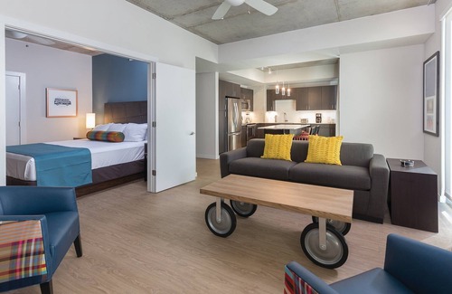Civic District Resort | Austin, at your service!