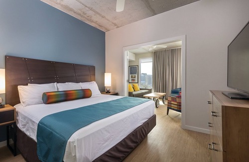 Civic District Resort | Austin, at your service!