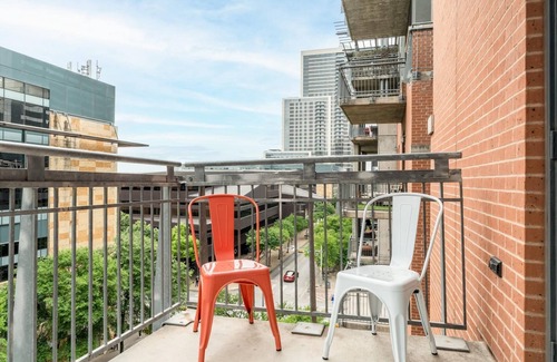 Second Street District Apartment | Austin Boutique 1BD 1BA Downtown Apartment