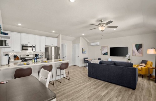 Austin House | Austin Brand New Furnished Casita Near Tesla