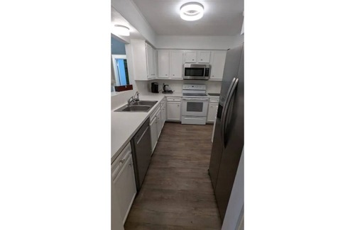 Manchaca House | Austin dog friendly sleeps 6