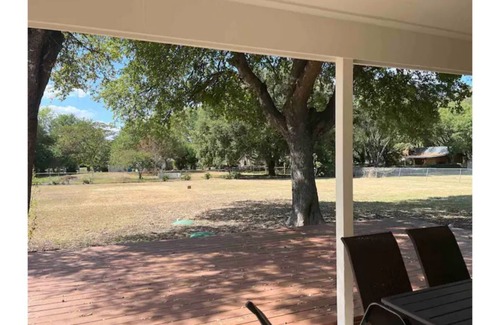 Manchaca House | Austin dog friendly sleeps 6