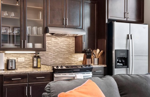 Waller Creek District Apartment | Austin | Dreamy 1BD/1BA Apartment
