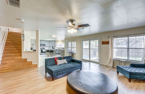 Hillcrest House | Austin Home w/Deck - 9 Mi to Zilker Park!