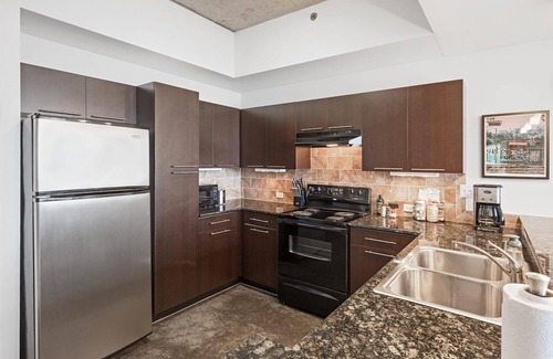 Second Street District Apartment | Austin Incredible 2BD 2BA 2nd Street District Apartment