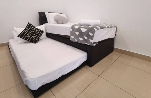 Tebrau Apartment | Austin Manhattan (WIFI) @ JB City Homestay 新山民宿