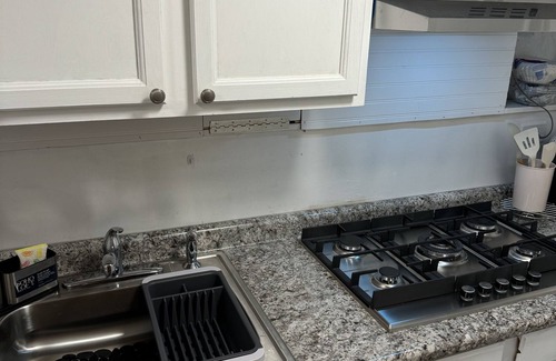 Cicero Apartment | Austin mini apartment/college, near racetrack in Cicero IL, Midway