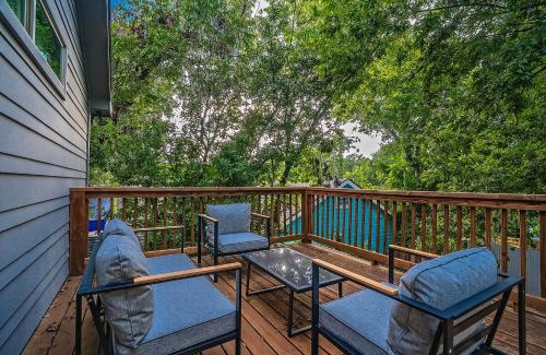 Foster Heights House | Austin Retreat Hot Tub and Relaxing Patio