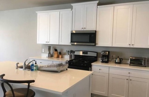 Austin House | Austin Special- House with 5 Bedrooms with 5 Queen Beds.