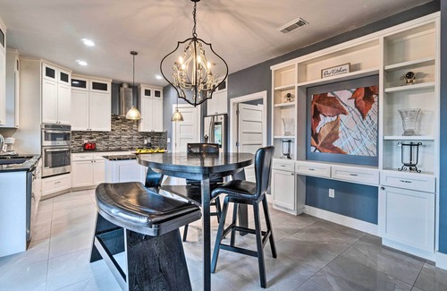Comanche Trail Estates House | Austin Vacation Rental: 2 Mi to Lake Travis!
