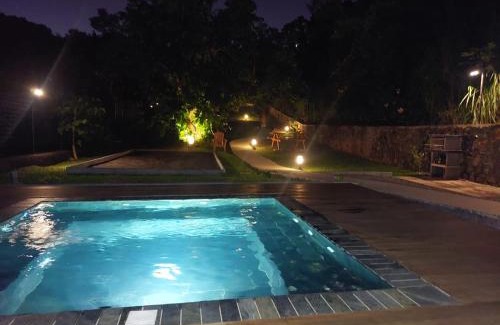 Saint-Joseph House | Austral House-chalet sud sauvage