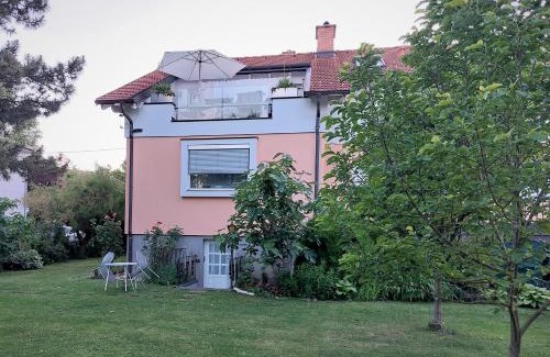 Donaustadt Apartment | Austria Center - Wien an der Donau