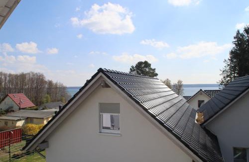 Plau am See House | Auszeit am See - 100m zum See - mit Terrasse