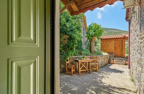 Agía Eiríni House | Authentic Cottage in a heaven of natural Beauty