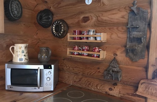 La Joue du Loup Ski Chalet | authentic Scandinavian log cabin