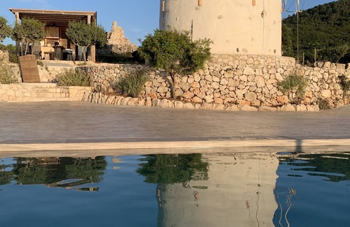 Korithi Villa | Authentic windmill villa , stunning sea view , live sunrise near the Shipwreck.