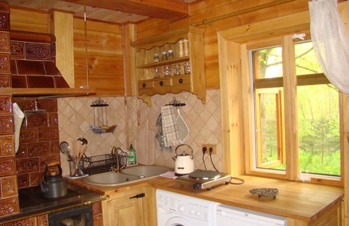 Narewka Ski Chalet | Autonomous Farmhouse in the Bialowieża Forest
