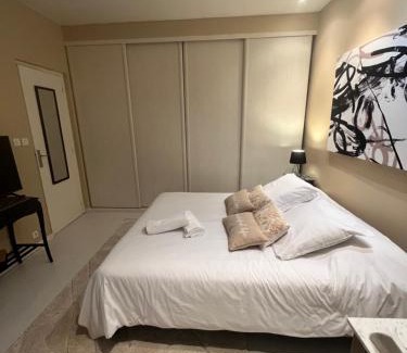 Carcassonne House | Aux 138