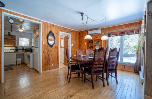 Matawinie Regional County Municipality House | Aux Grands Pins|Beach & Kayaks |HotTub |Playground