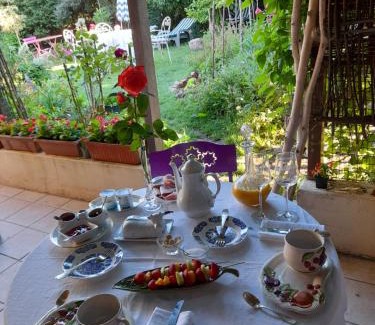 Marcilly-Ogny Bed & Breakfast | Aux Glycines
