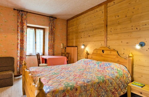 Habere-Lullin Hotel | Aux Touristes Hôtel Restaurant