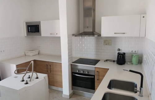 Sao Sebastiao da Pedreira Apartment | Av. António Augusto de Aguiar 56