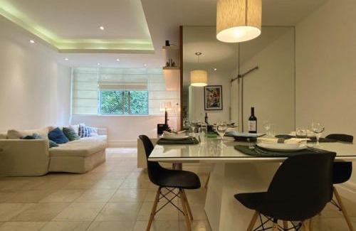 Leme Apartment | Av Atlântica - 3 Bedroom Beach Apartment - Leme