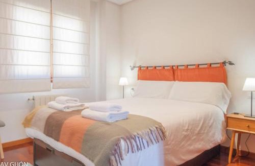 Cimadevilla Apartment | AV Ave María 9
