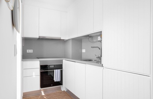 Lisbon Old Town Apartment | Av. Liberdade | NEW, COMFY & BRIGHT