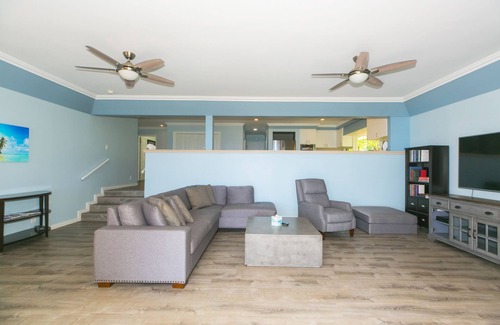 Hawaii Kai House | AVAILABLE FOR SPRINK BREAK! Private pool and Panoramic ocean views