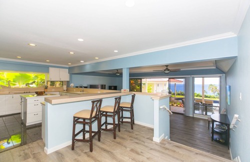 Hawaii Kai House | AVAILABLE FOR SPRINK BREAK! Private pool and Panoramic ocean views
