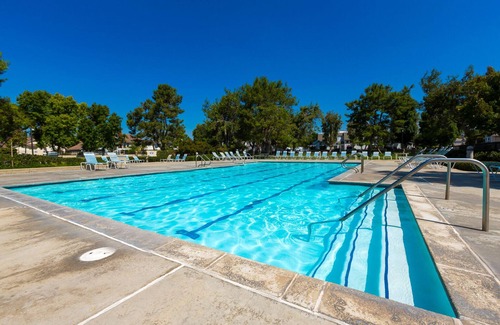 Woodbridge House | Available Oct 15th. Clean & Quiet Townhome, Irvine Woodbridge - Pool & Spa